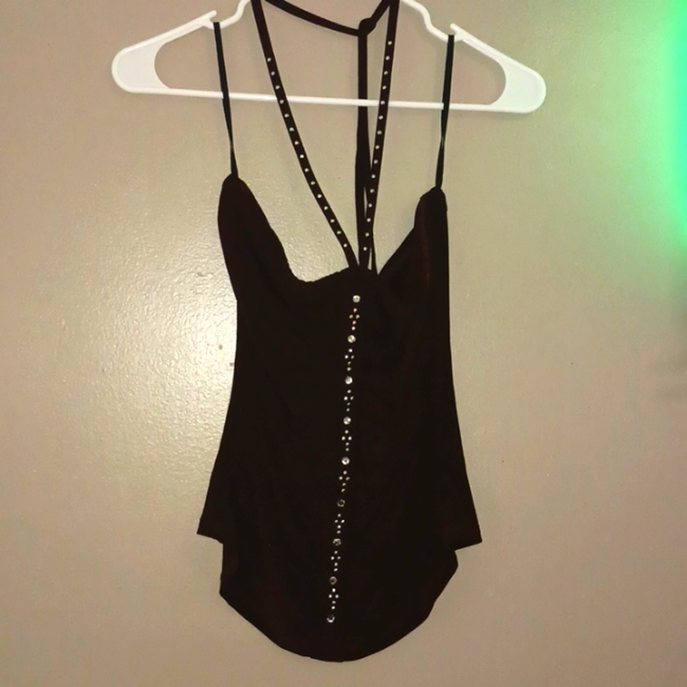 Entry halter top